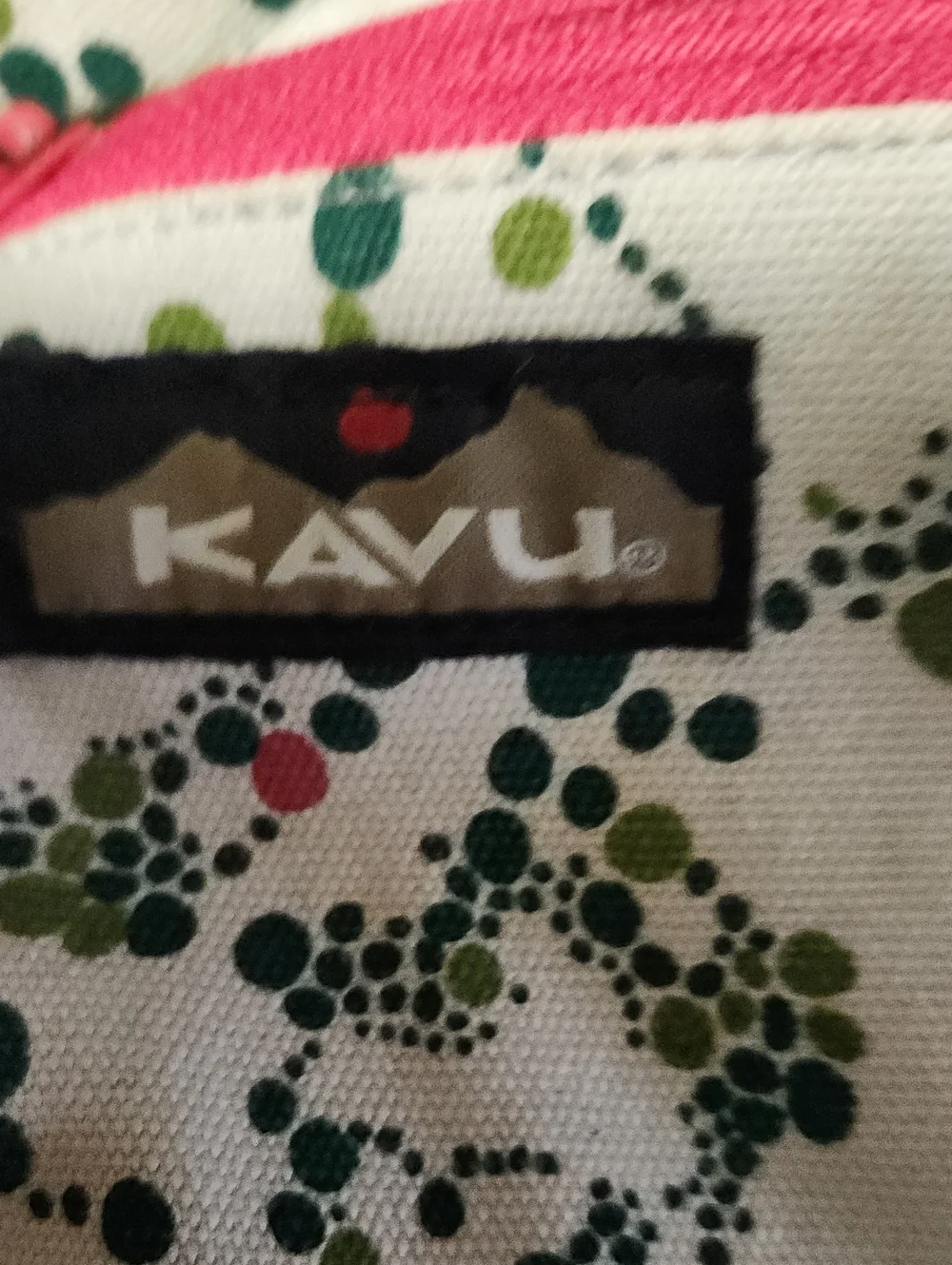 Kavu White Crossbody Bag with Green and Pink Dot Floral Print